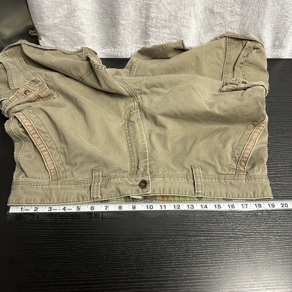 Vintage Y2K Old Navy Army Green Cargo Shorts Loose Men’s Size 36 - Picture 2 of 13